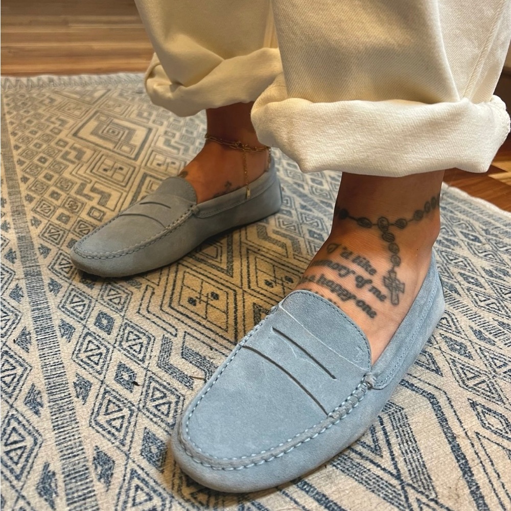 Tod’s baby blue Gommino Bubble suede loafer